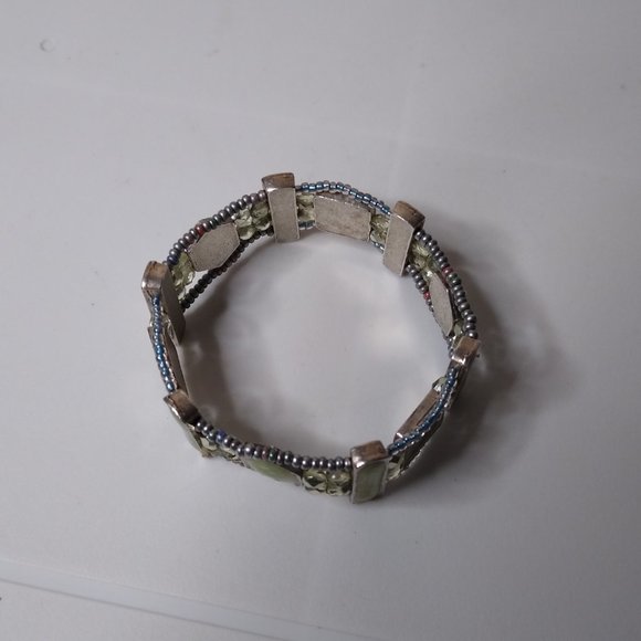 Vintage Metal Stretch Bracelet - Picture 7 of 12